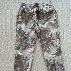 GUESS Tropical camo pants